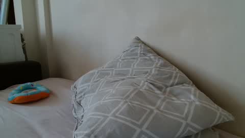 Angela online show from February 26, 11:00 am