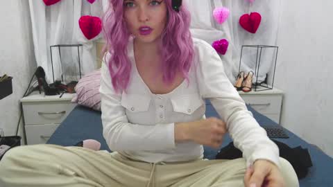 Angelika Rouge online show from February 24, 2:20 pm