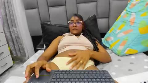 AngelinaMurphy online show from December 2, 5:48 am