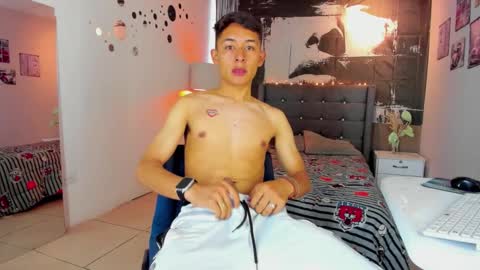 Angel online show from November 6, 12:52 pm