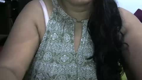 Snapshot of angelpriya555 chatting on October 5, 6:48 pm angelpriya555 online show from October 5, 6:48 pm