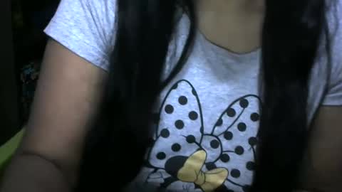 Snapshot of angelpriya555 chatting on December 26, 6:12 pm angelpriya555 online show from December 26, 6:12 pm