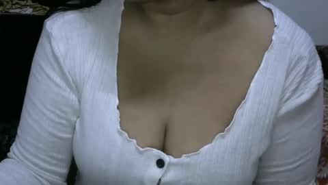 Snapshot of angelpriya555 chatting on January 14, 6:07 pm angelpriya555 online show from January 14, 6:07 pm