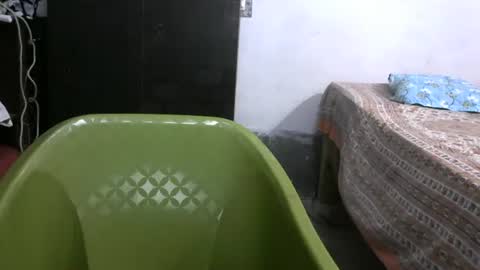 Snapshot of angelpriya555 chatting on October 24, 6:41 pm angelpriya555 online show from October 24, 6:41 pm