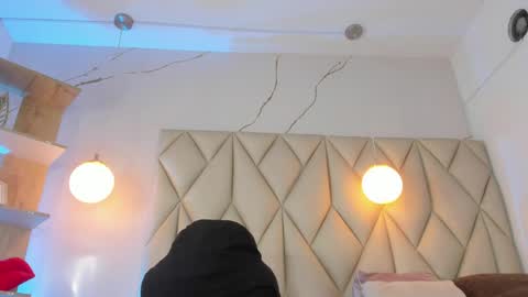 ANGIE online show from March 29, 3:35 pm