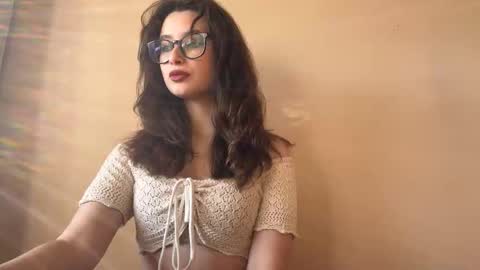 Lisa online show from November 18, 12:19 pm