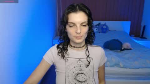 angie_faee online show from September 24, 4:47 pm