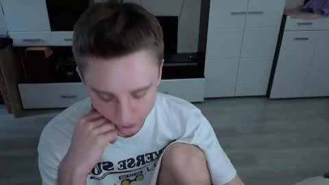 vodka online show from December 4, 8:25 am