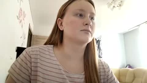 Snapshot of anika_lipps chatting on October 20, 11:26 am Anika online show from October 20, 11:26 am