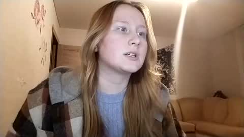 Snapshot of anika_lipps chatting on September 27, 1:36 am Anika online show from September 27, 1:36 am