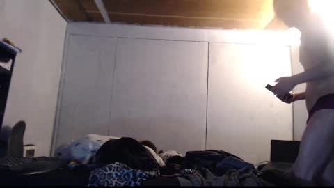 Snapshot of anilyseardor chatting on March 3, 4:36 pm Ani online show from March 3, 4:36 pm