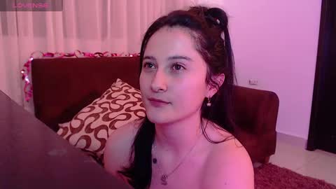 Snapshot of anitafox_ chatting on February 27, 4:35 am Anitafoxx online show from February 27, 4:35 am