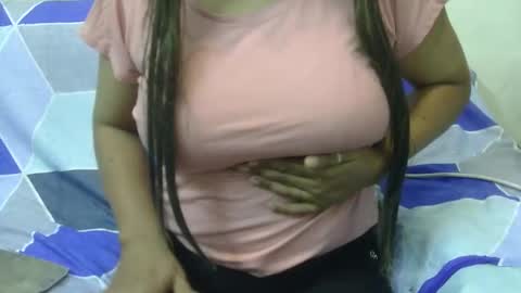 anjali_dogra786 online show from November 18, 6:00 pm