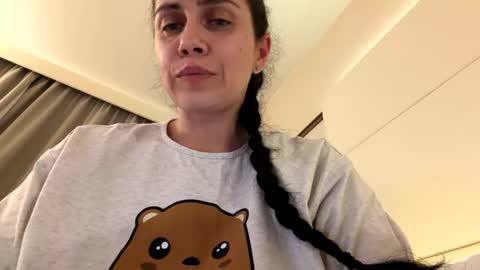 Anna online show from March 30, 7:14 pm