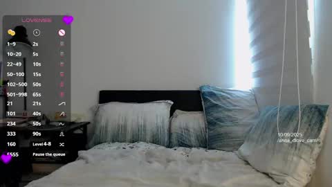 Anna online show from September 10, 3:46 pm