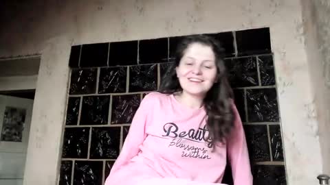 Snapshot of annaahcharm chatting on December 2, 12:56 am annaahcharm online show from December 2, 12:56 am