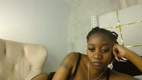 Snapshot of annabel038 chatting on October 1, 12:54 am Annabel online show from October 1, 12:54 am