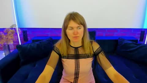 Annabel online show from November 20, 6:38 pm