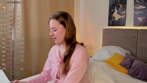 annagrees1 online show from February 9, 7:45 am