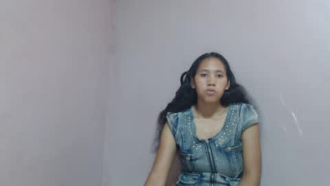 annahhotgirl online show from February 15, 9:49 am