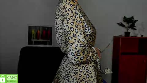 Anna online show from October 24, 5:41 am