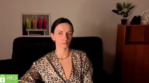 Anna online show from March 6, 1:32 pm