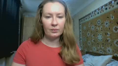 AnnaXLovers online show from April 17, 9:00 am