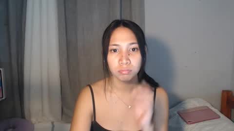 annie online show from May 2, 4:29 am