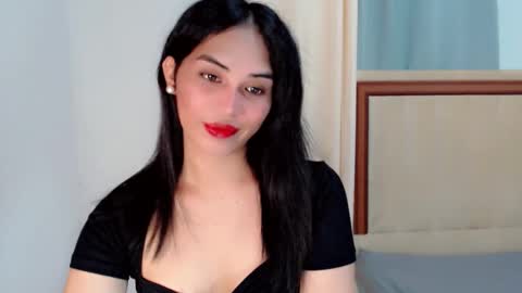 SWEET ANNE online show from October 3, 9:39 am