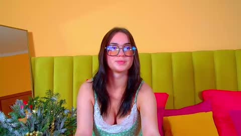 Anne online show from December 3, 7:20 am