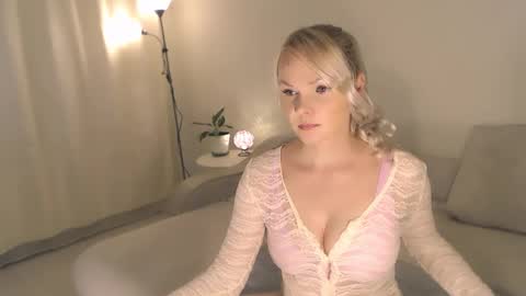 Annett online show from September 24, 12:50 am