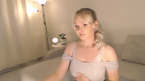 Annett online show from September 10, 11:28 pm