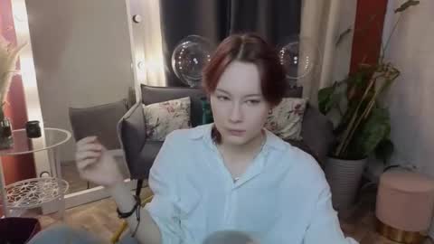 Anni online show from March 2, 5:19 am