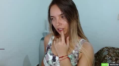 annie cherry independent model online show from October 18, 3:11 am