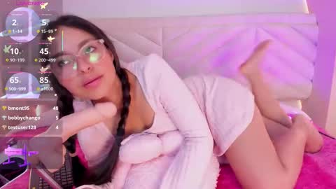   online show from February 4, 6:50 am