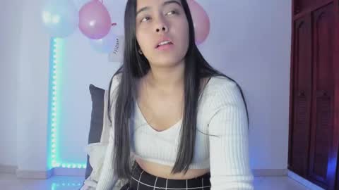 Annie online show from February 20, 8:47 pm