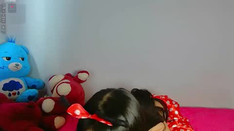 Snapshot of anniecutte_ chatting on October 20, 5:40 pm anniecutte online show from October 20, 5:40 pm