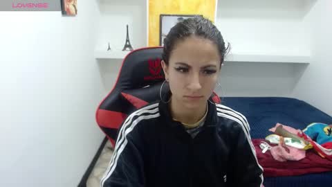 Anniee online show from March 10, 12:28 pm