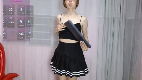 Annie Sparkle online show from February 17, 10:20 pm