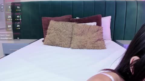 ANNIE  online show from November 7, 6:21 pm