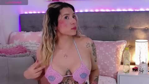 Antonella Lee online show from April 18, 7:58 pm