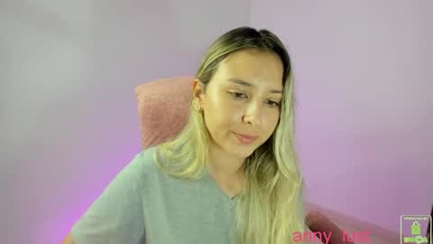 Issabela online show from November 7, 4:53 pm