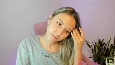 Issabela online show from November 22, 2:04 pm