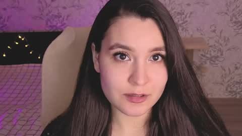 Annie online show from April 11, 4:06 am