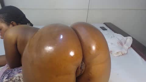 Anny online show from November 5, 8:49 am