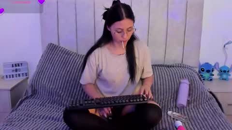 Anny online show from November 15, 11:50 pm