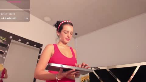 Anny online show from February 27, 8:20 pm