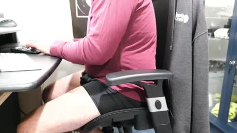 D online show from April 3, 12:56 pm