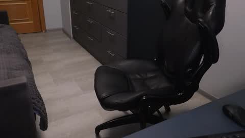 AntawnT online show from April 11, 12:37 am