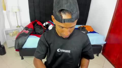       online show from November 1, 12:55 am